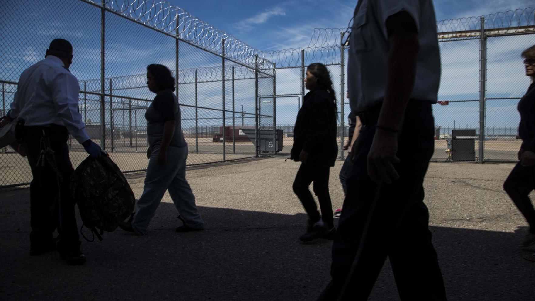 2 immigrant detainees in Arizona test positive for coronavirus after release